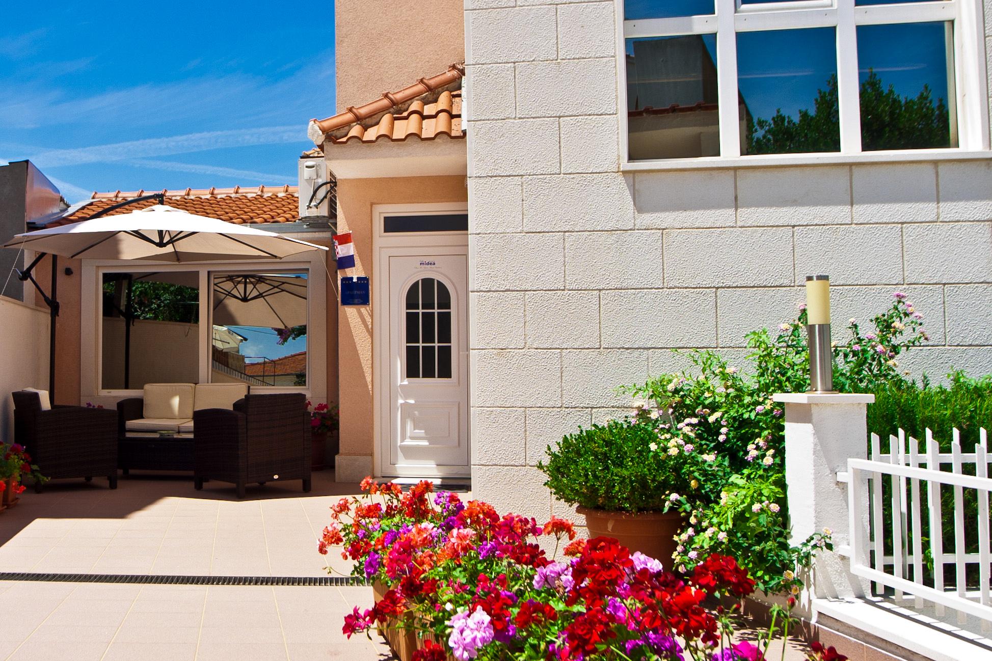 Villa Midea سوبيتار المظهر الخارجي الصورة