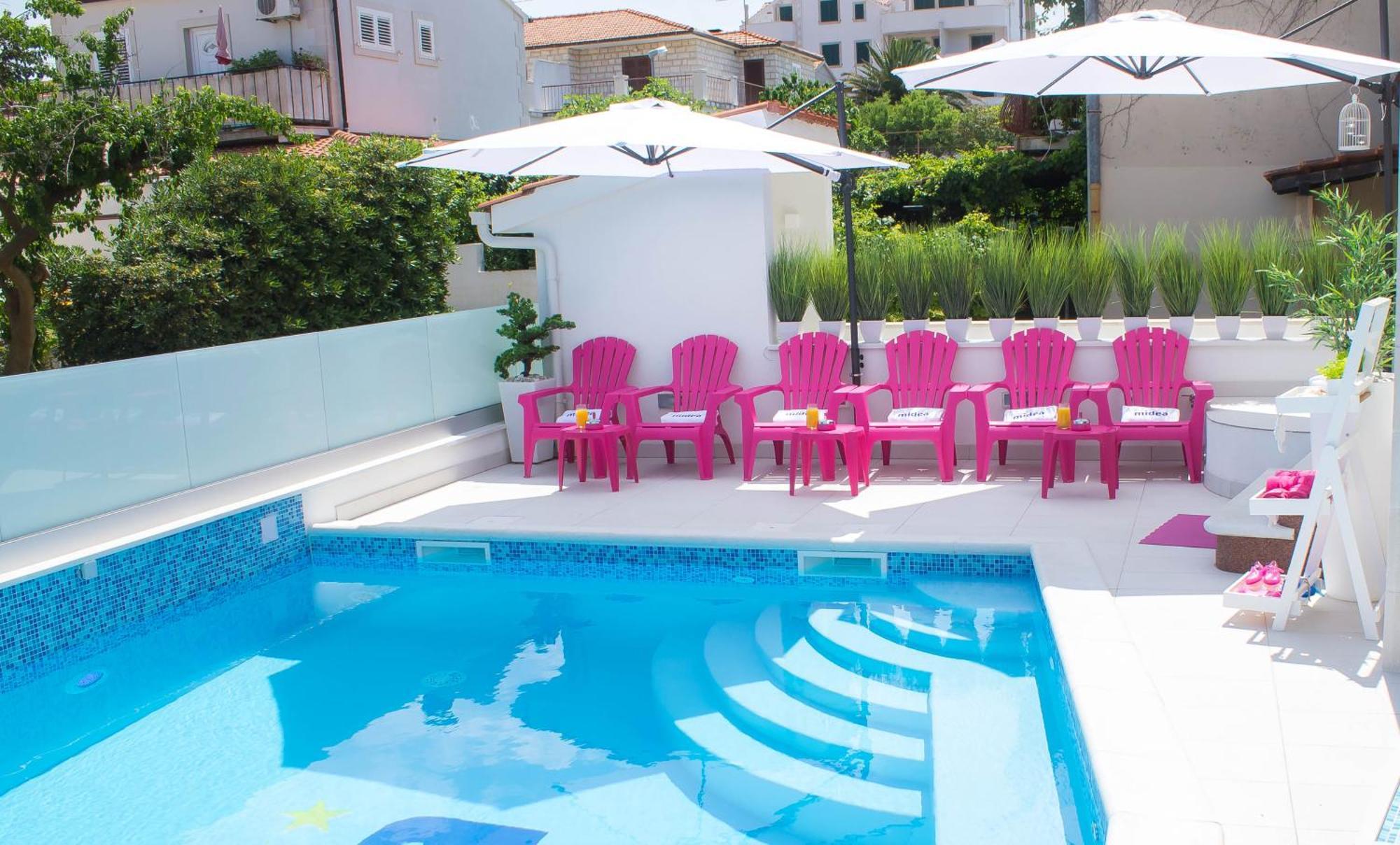 Villa Midea سوبيتار المظهر الخارجي الصورة